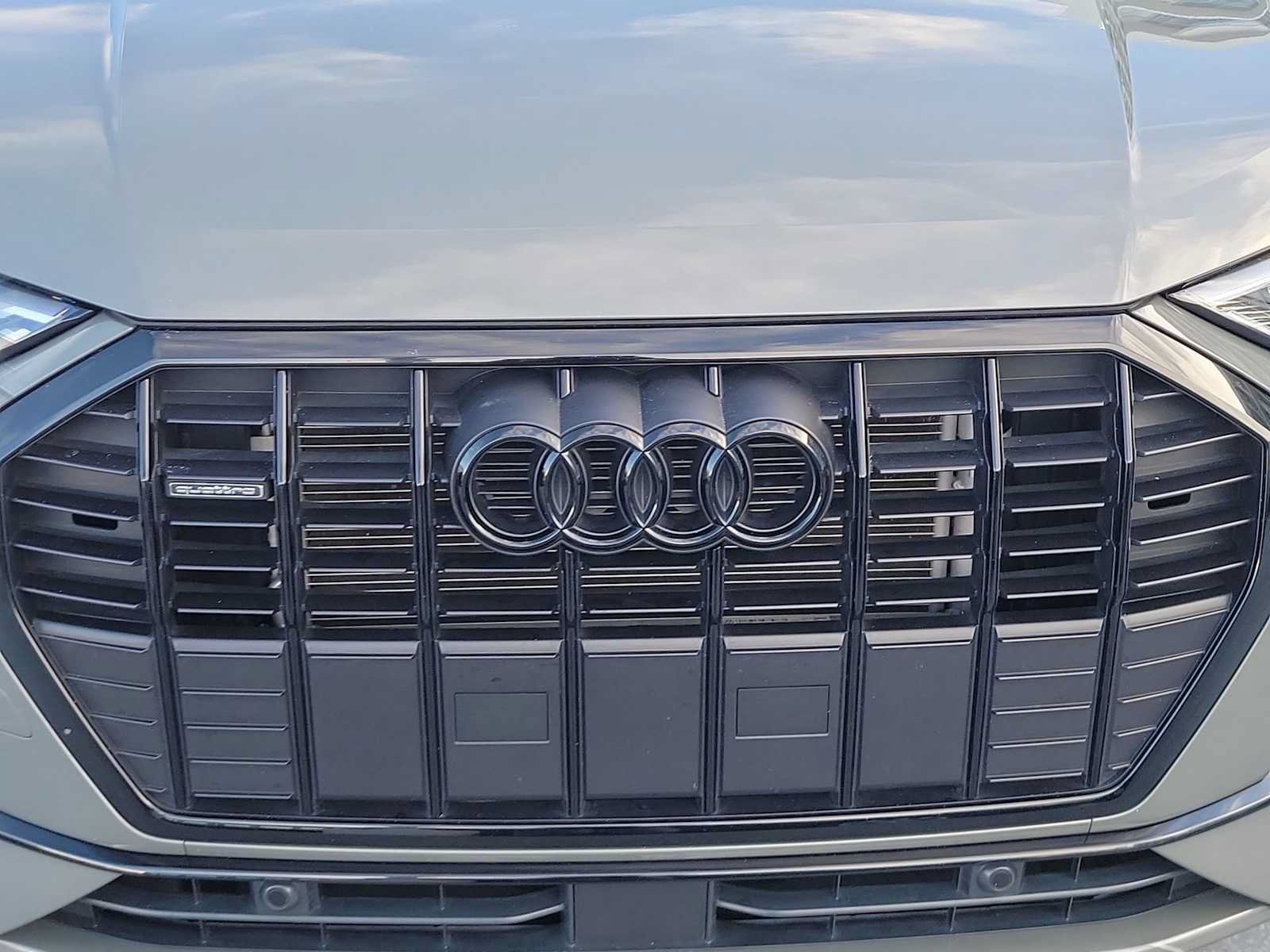 Certified 2024 Audi Q3 2.0T Premium AWD/4WD image 10