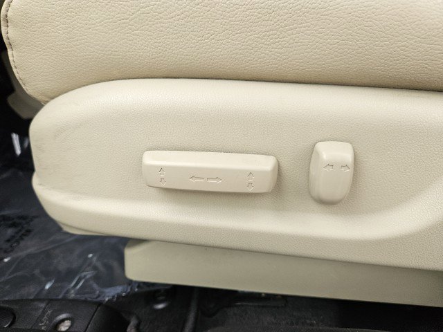 Used 2014 Acura ILX w/ Technology Package image 12