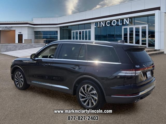 New 2026 Lincoln Aviator 2WD image 3