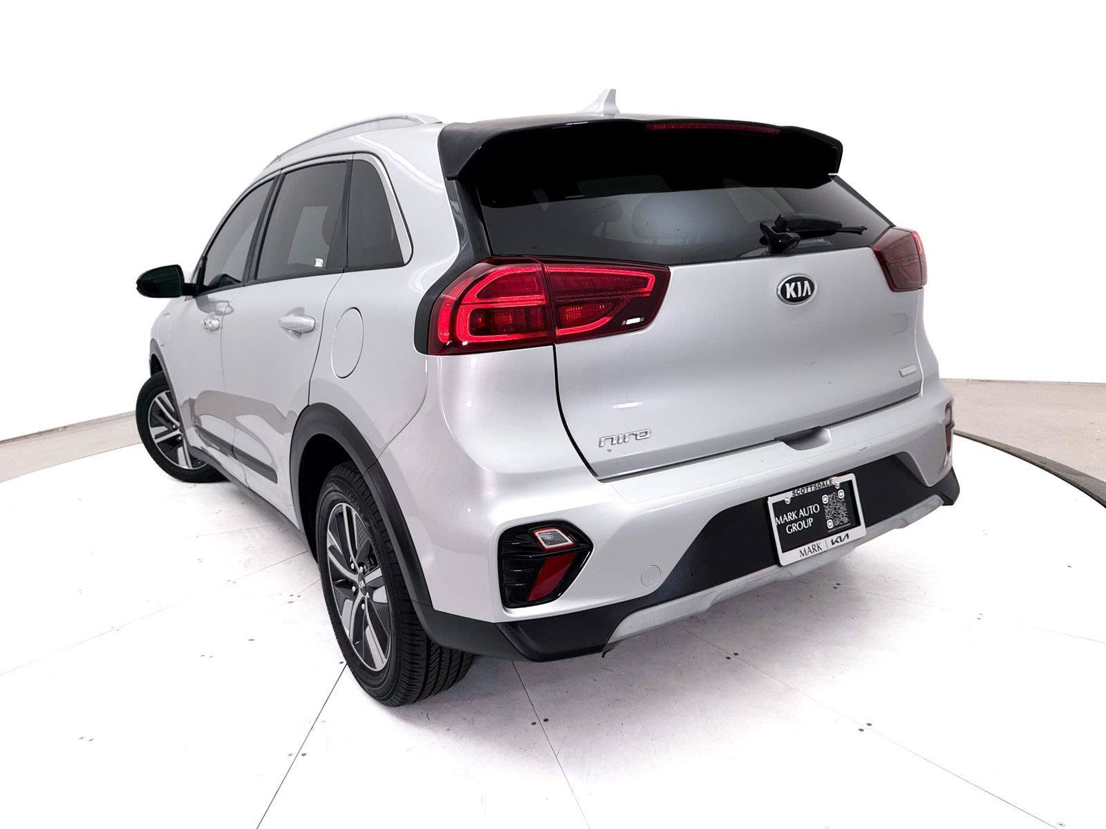 Used 2020 Kia Niro EX FWD image 6