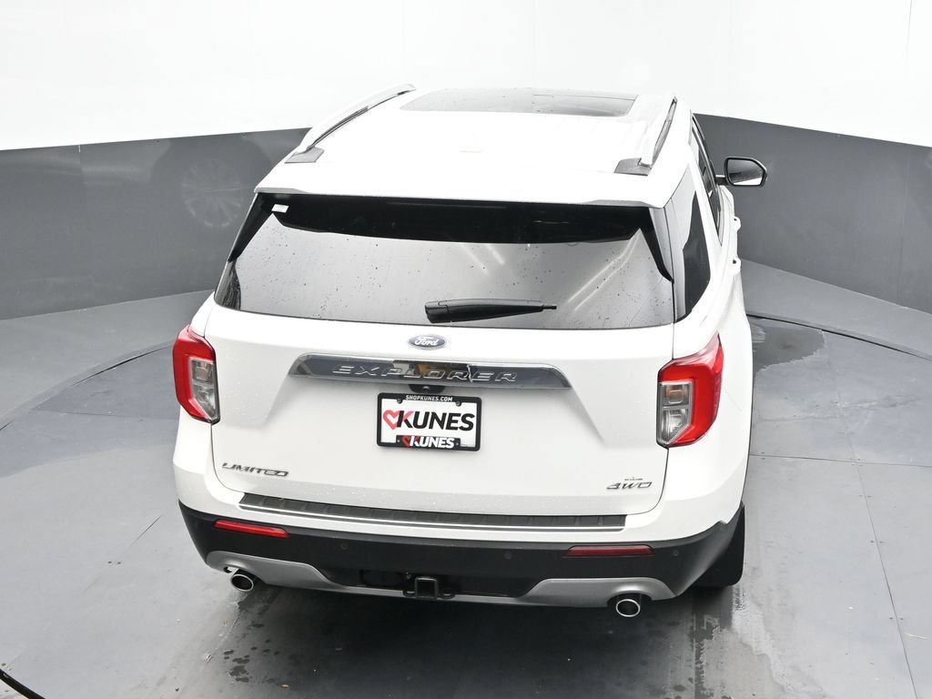 Used 2024 Ford Explorer Limited w/ Limited Technology Package AWD/4WD image 12