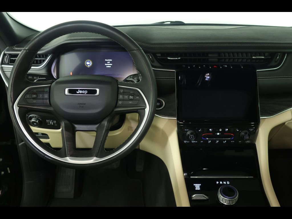 Used 2023 Jeep Grand Cherokee L Limited w/ Luxury Tech Group II image 19