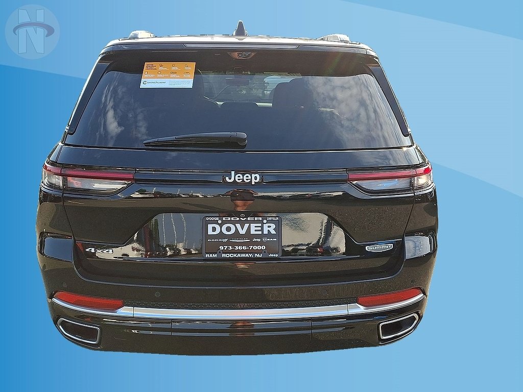 Certified 2024 Jeep Grand Cherokee Summit AWD/4WD image 23