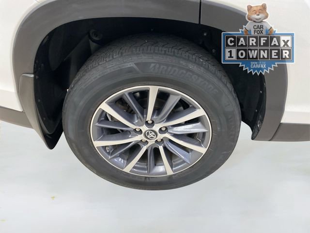 Used 2019 Toyota Highlander XLE image 17