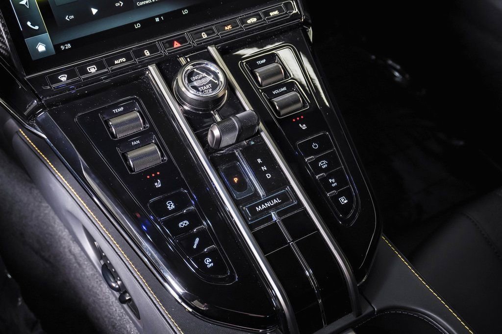 New 2026 Aston Martin V8 Vantage Coupe image 29