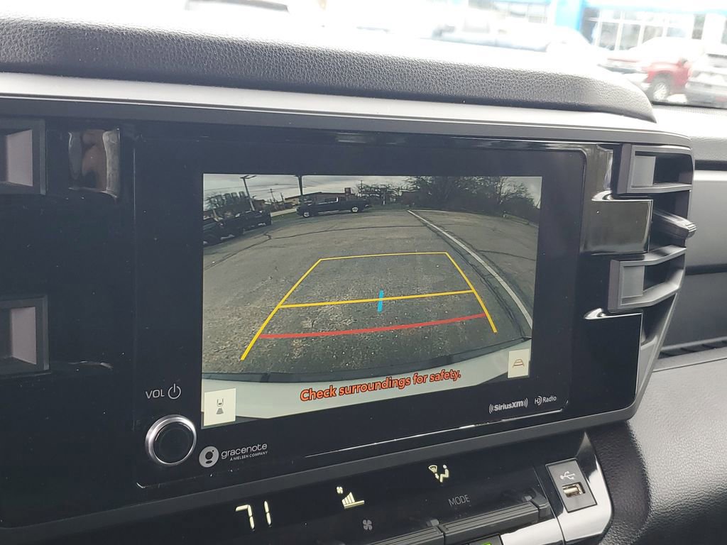 Used 2024 Toyota Tundra SR AWD/4WD image 19