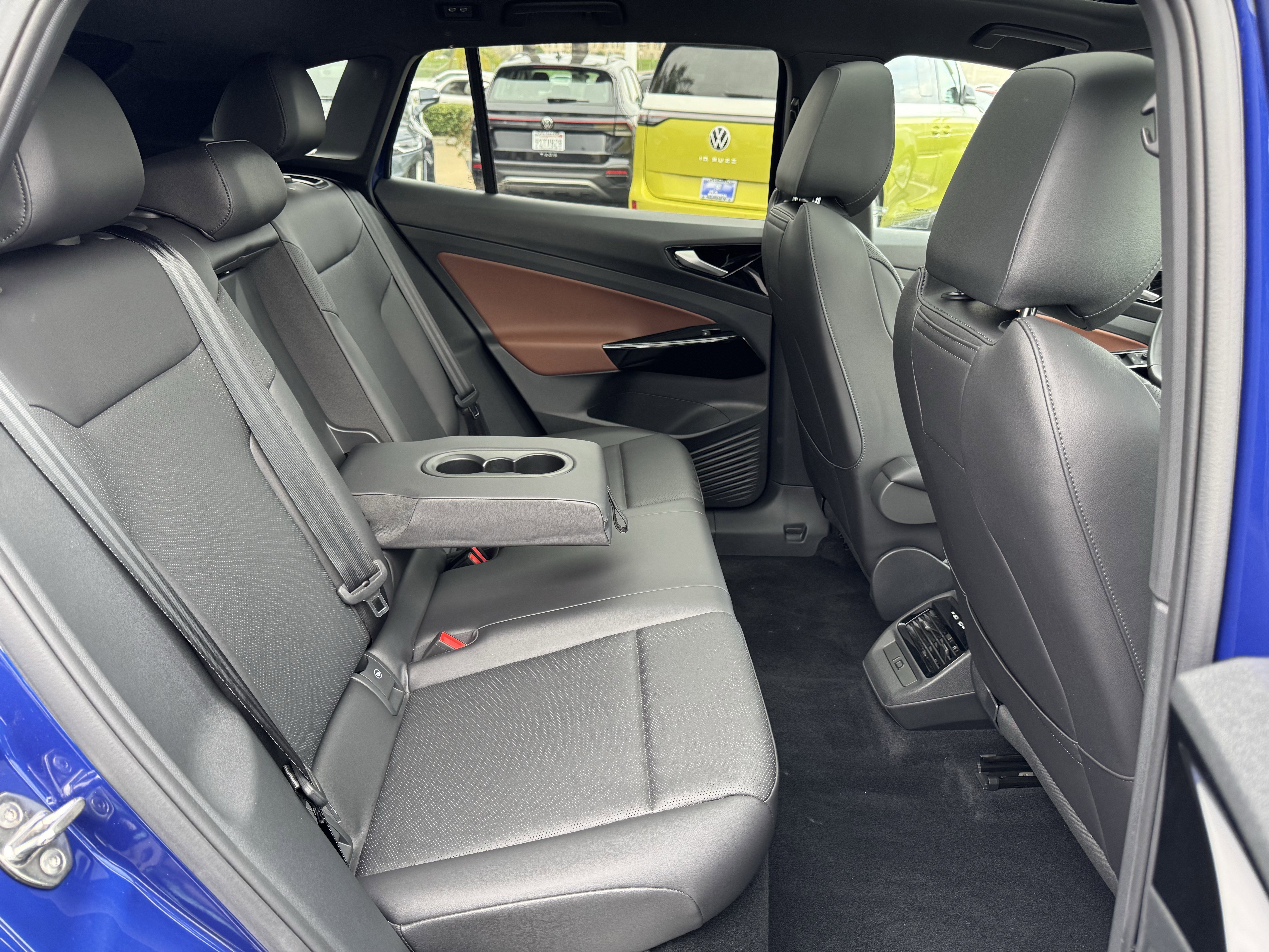 Used 2021 Volkswagen ID.4 Pro S image 33