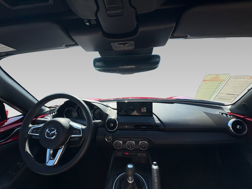 Used 2025 MAZDA MX-5 Miata Grand Touring image 2