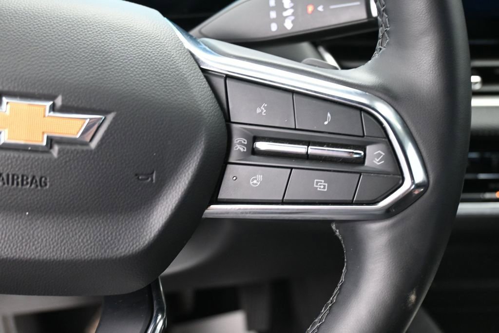 Used 2025 Chevrolet Equinox LT AWD/4WD image 37