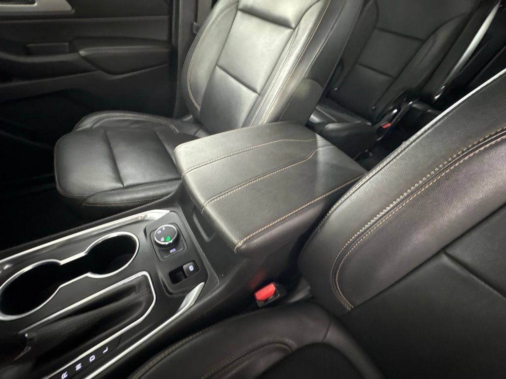 Used 2020 Chevrolet Traverse LT w/ LPO, Floor Liner Package AWD/4WD image 31