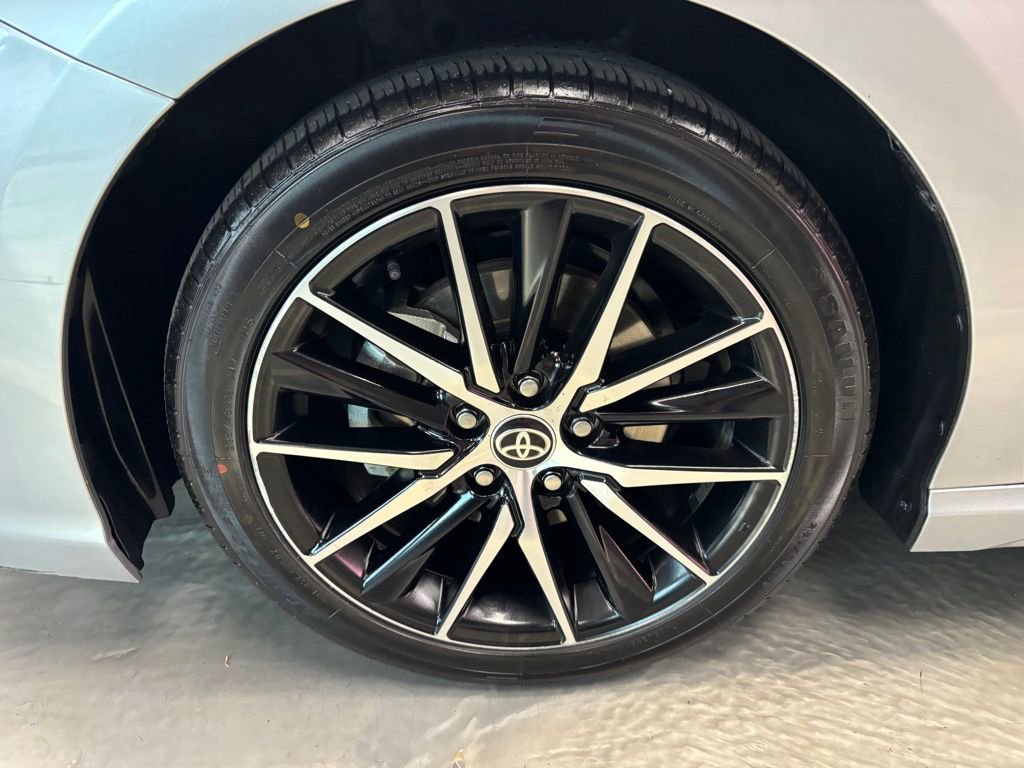 Used 2024 Toyota Camry SE FWD image 20