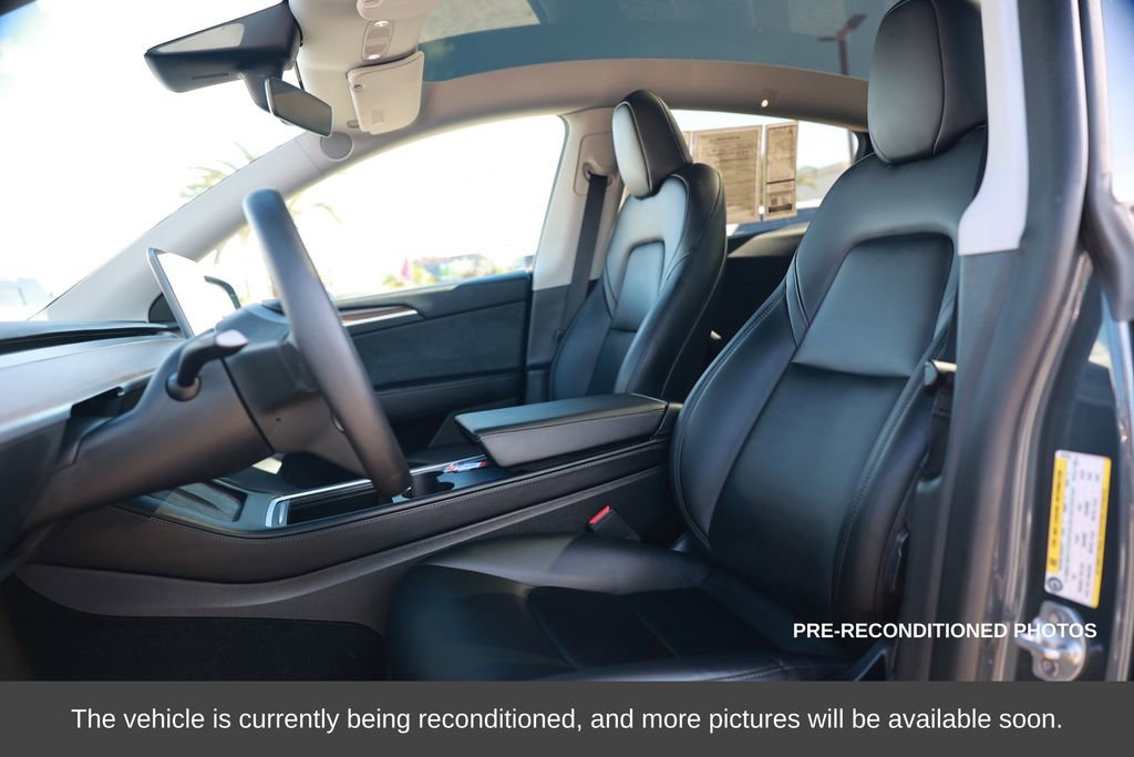 Used 2023 Tesla Model Y Long Range image 17