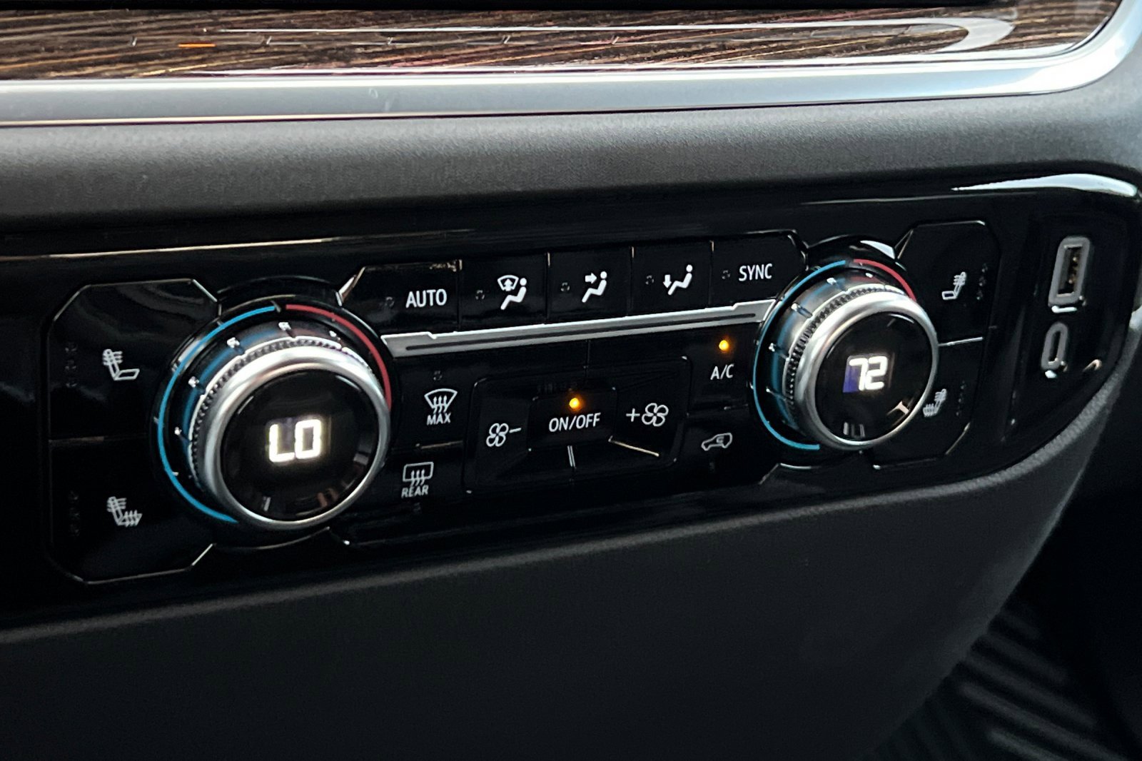 New 2026 GMC Sierra 1500 Elevation image 19