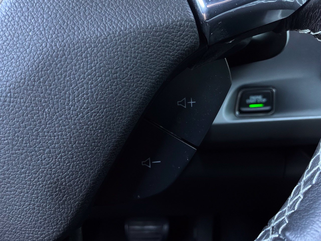 Used 2023 Chevrolet Camaro LT RWD image 39