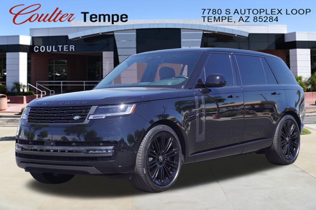 Used 2025 Land Rover Range Rover Long Wheelbase SE image 1