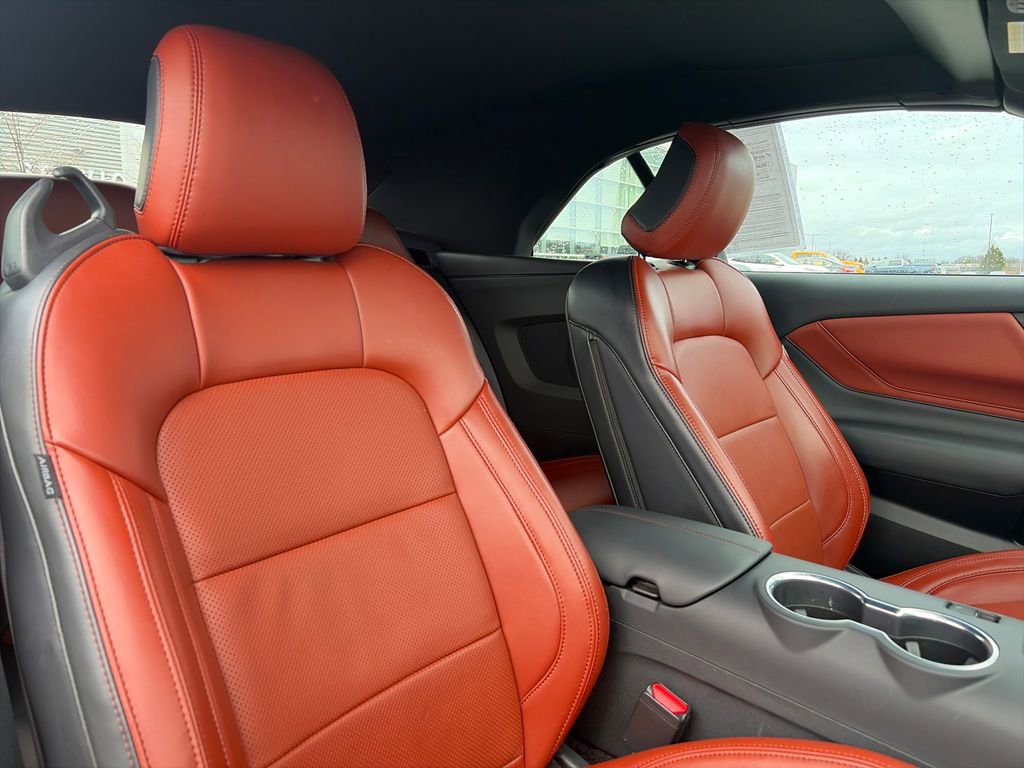 Used 2025 Ford Mustang GT Premium RWD image 18