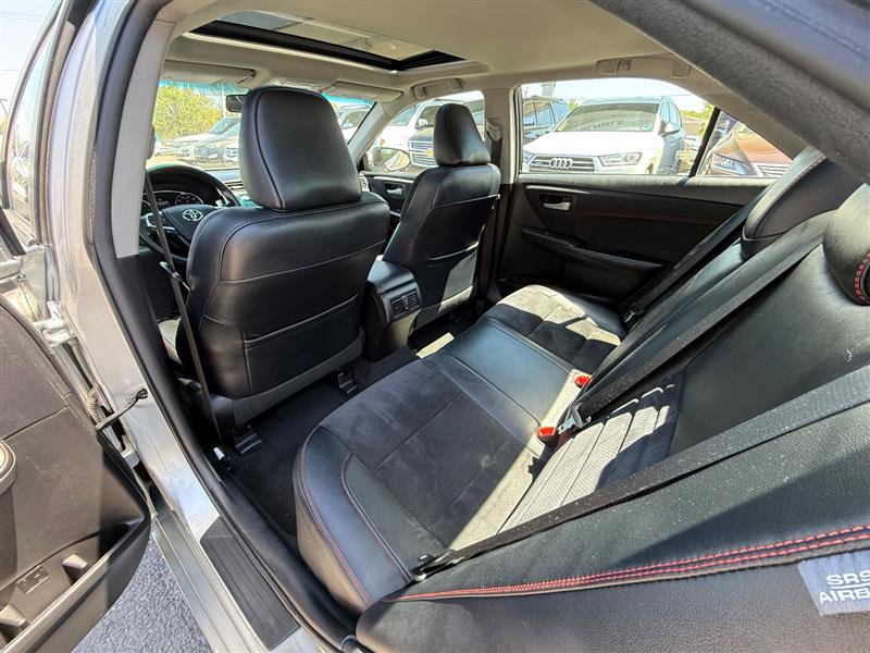 Used 2016 Toyota Camry XSE w/ Moonroof Package FWD image 21