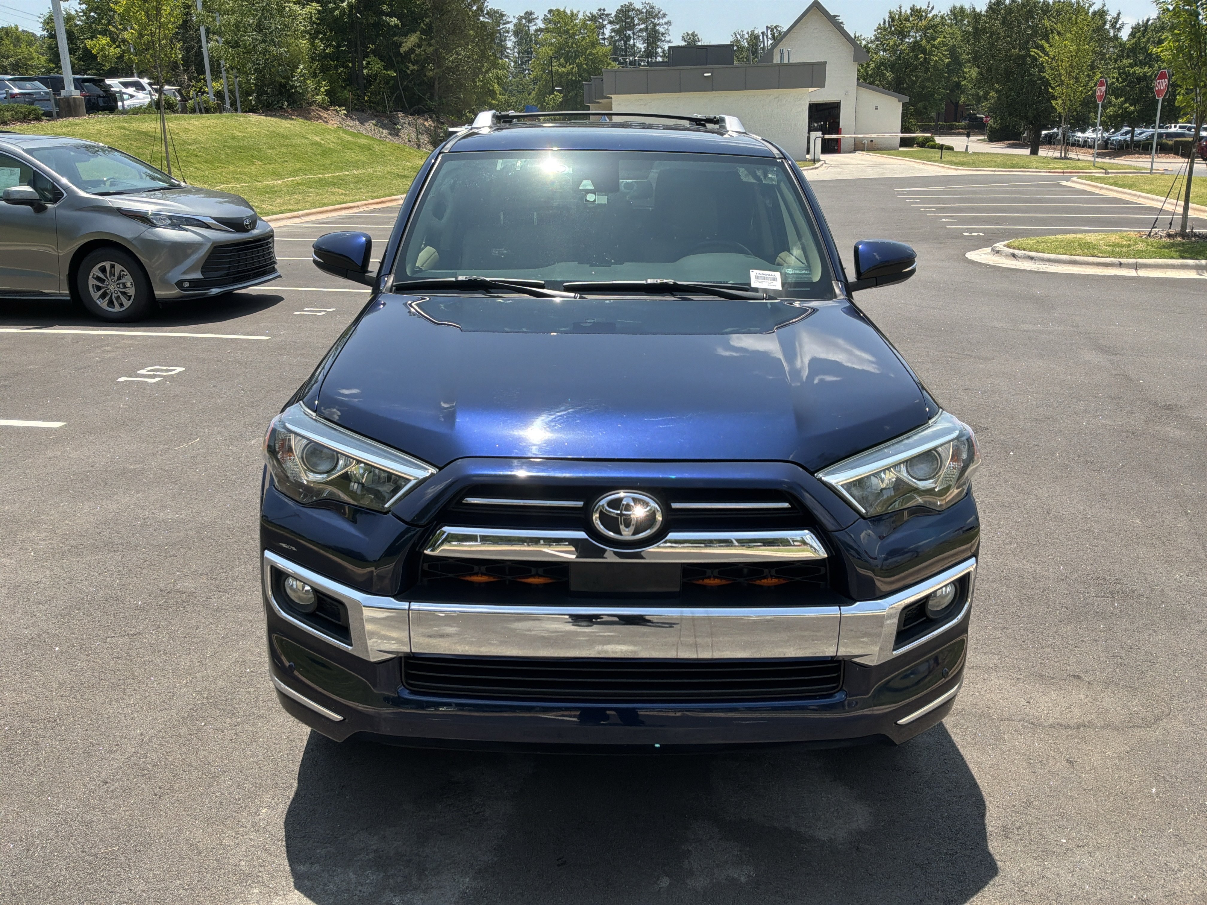 Used 2020 Toyota 4Runner Limited AWD/4WD image 3