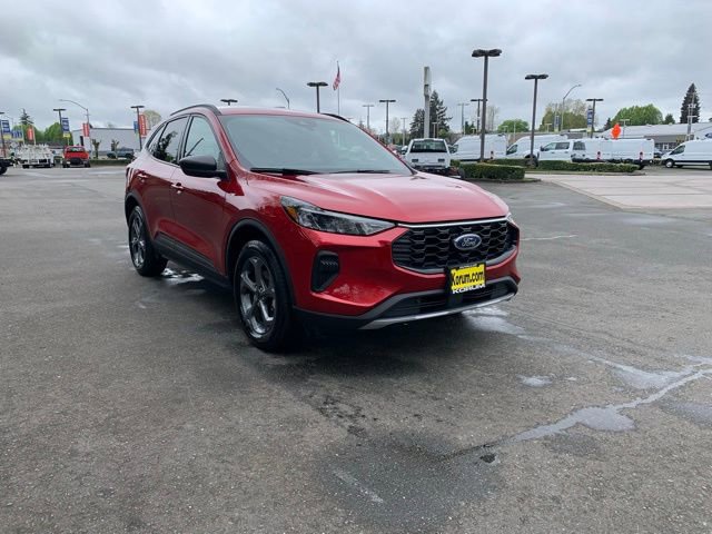 Certified 2025 Ford Escape ST-Line AWD/4WD image 9