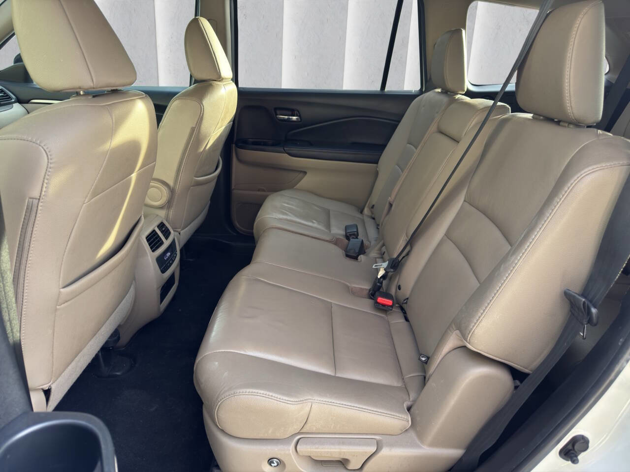 Used 2017 Honda Pilot EX-L image 11