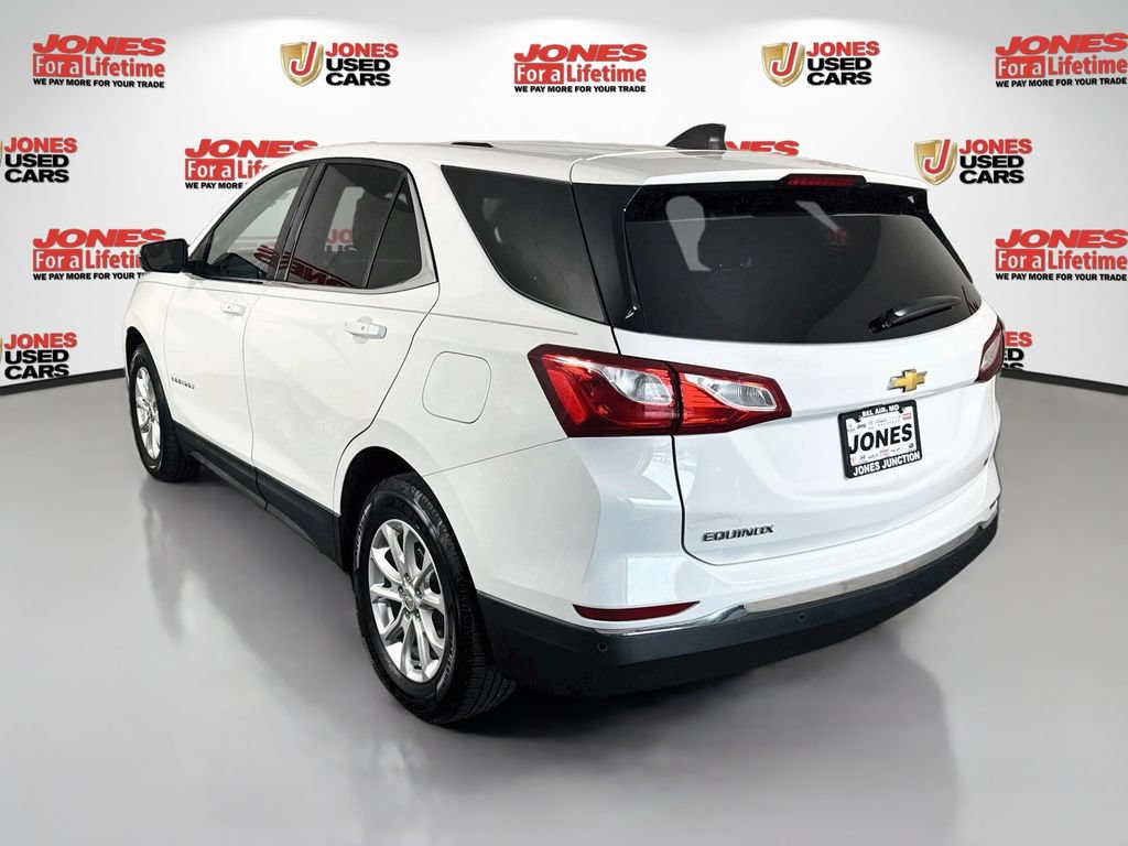 Used 2018 Chevrolet Equinox LT FWD image 2