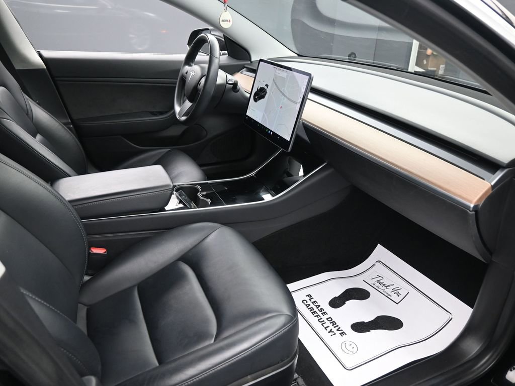 Used 2018 Tesla Model 3 Mid Range image 31