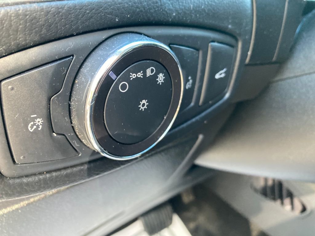 Used 2018 Ford Edge Titanium w/ Equipment Group 301A image 42