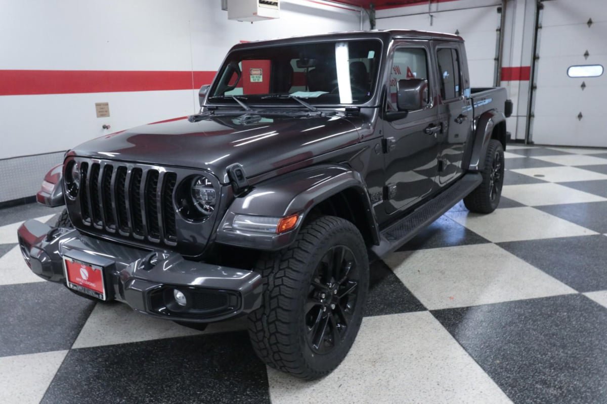 Used 2021 Jeep Gladiator Overland AWD/4WD image 5