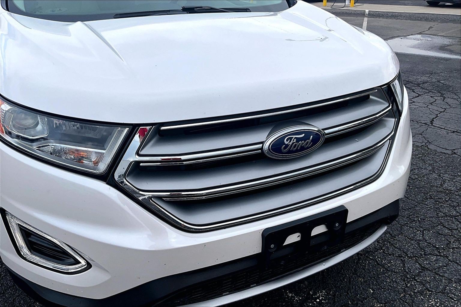 Used 2016 Ford Edge Titanium w/ Technology Package AWD/4WD image 30
