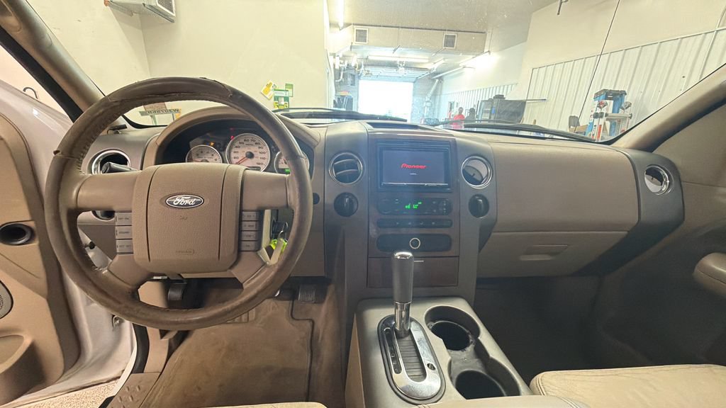 Used 2004 Ford F150 XLT AWD/4WD image 10