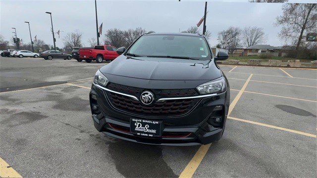 Used 2021 Buick Encore GX Select w/ Sport Touring Package image 3