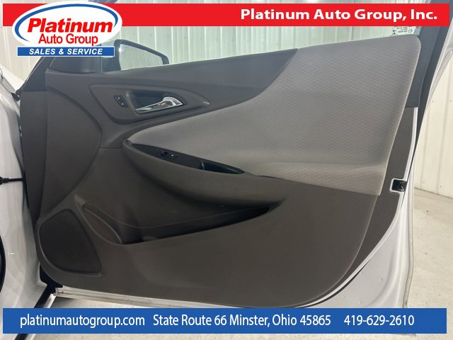 Used 2022 Chevrolet Malibu LT image 50