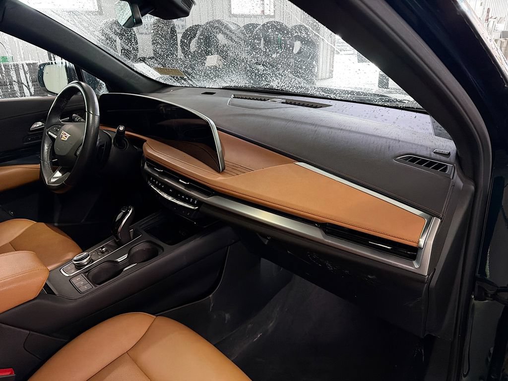 Used 2024 Cadillac XT4 Sport AWD/4WD image 12