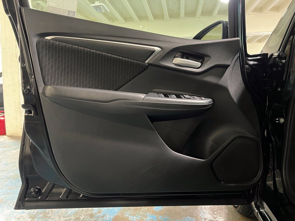 Used 2020 Honda Fit EX image 35