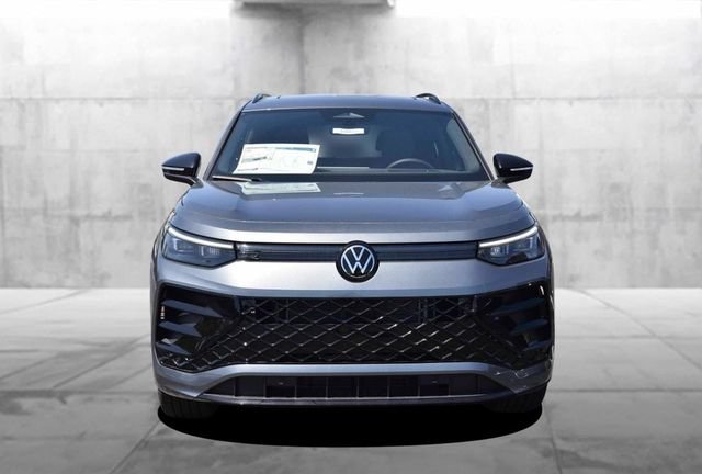 New 2026 Volkswagen Tiguan SE R-Line AWD/4WD image 4