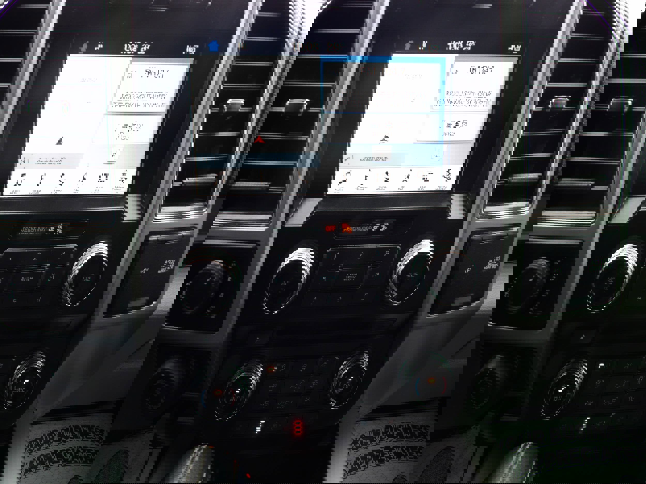 Used 2017 Ford F150 Lariat w/ Equipment Group 502A Luxury image 17