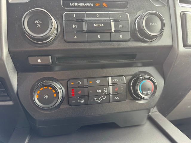 Used 2018 Ford F450 XLT w/ XLT Premium Package image 23