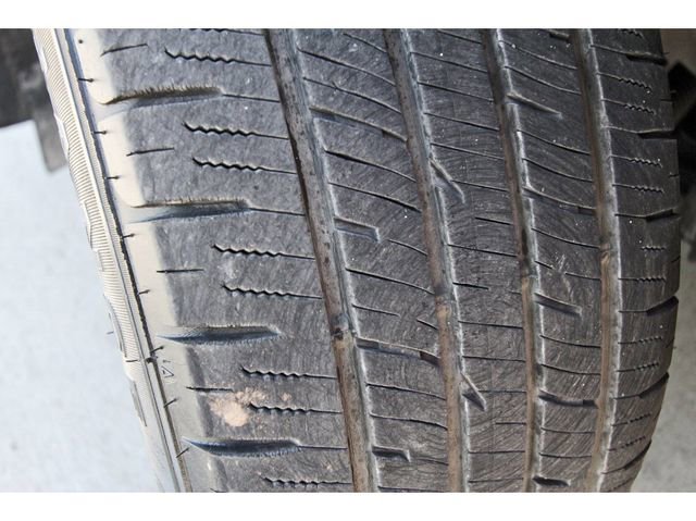 Used 2019 Ford Edge Titanium image 28