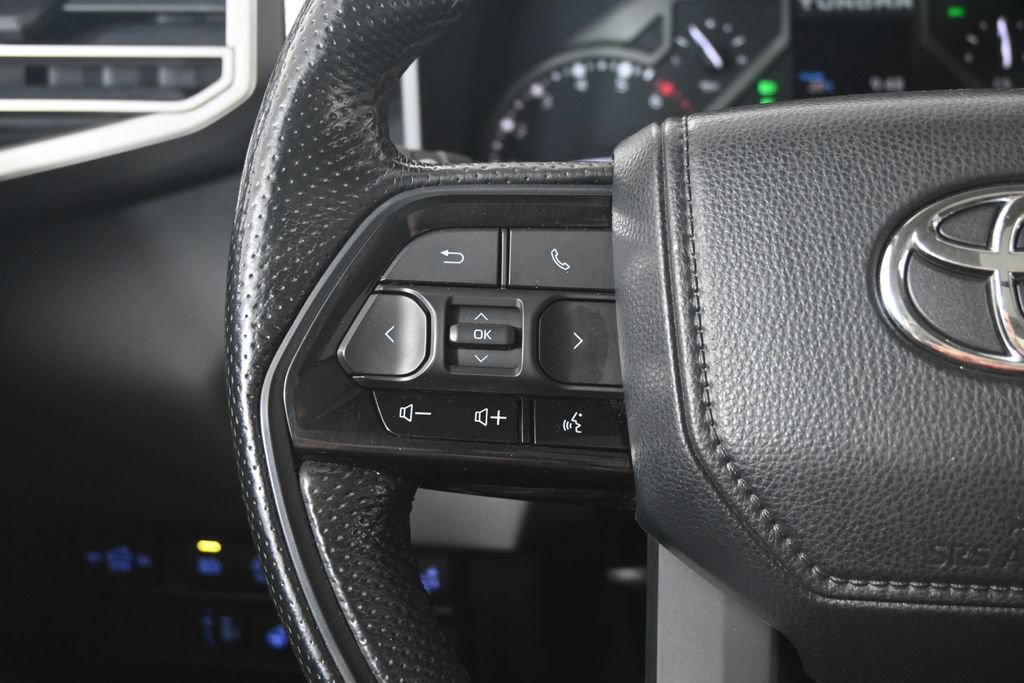 Used 2022 Toyota Tundra Limited AWD/4WD image 37