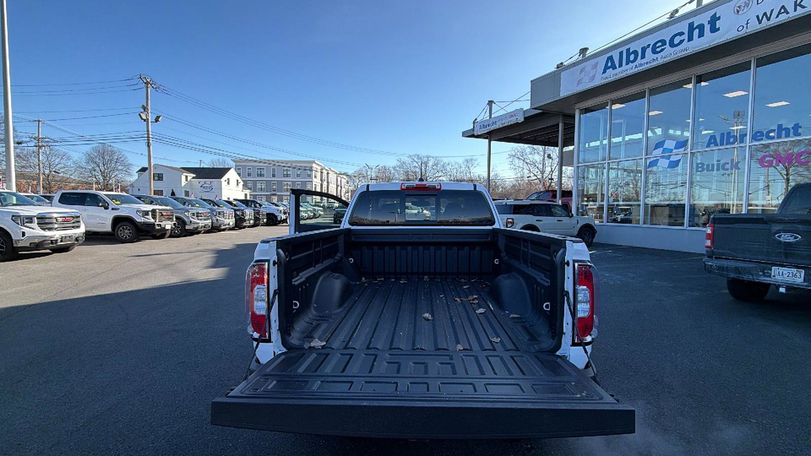 Certified 2020 GMC Canyon SLE w/ Elevation Edition image 25