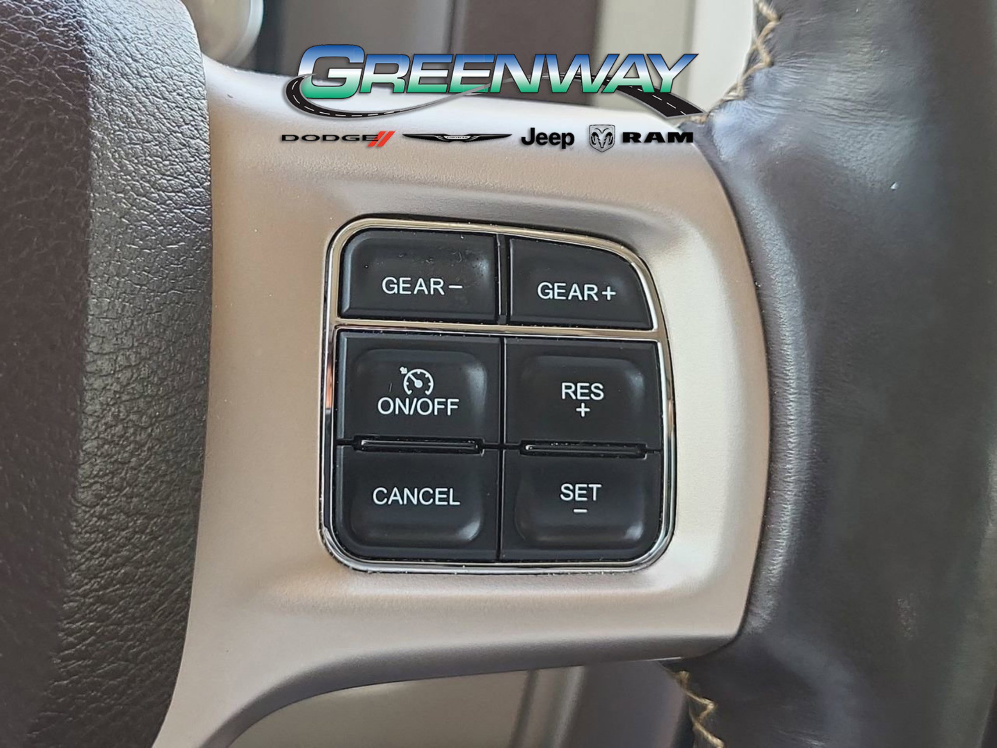 Used 2017 RAM 1500 Laramie Longhorn RWD image 28