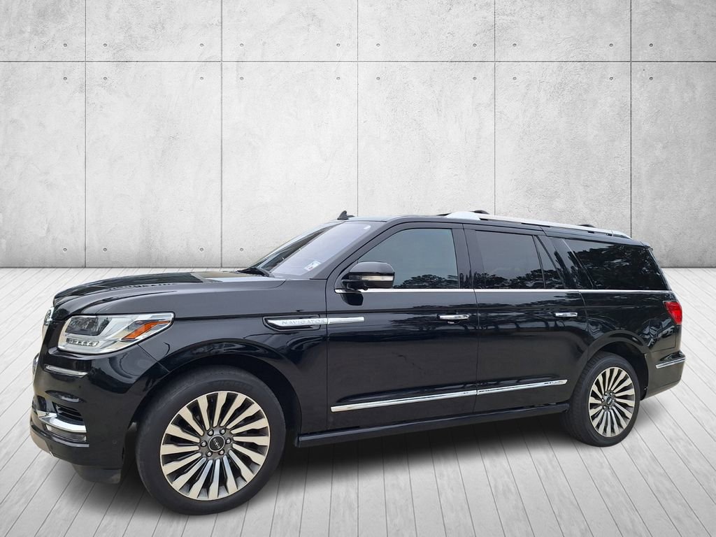 Used 2018 Lincoln Navigator L Reserve w/ Technology Package image 1