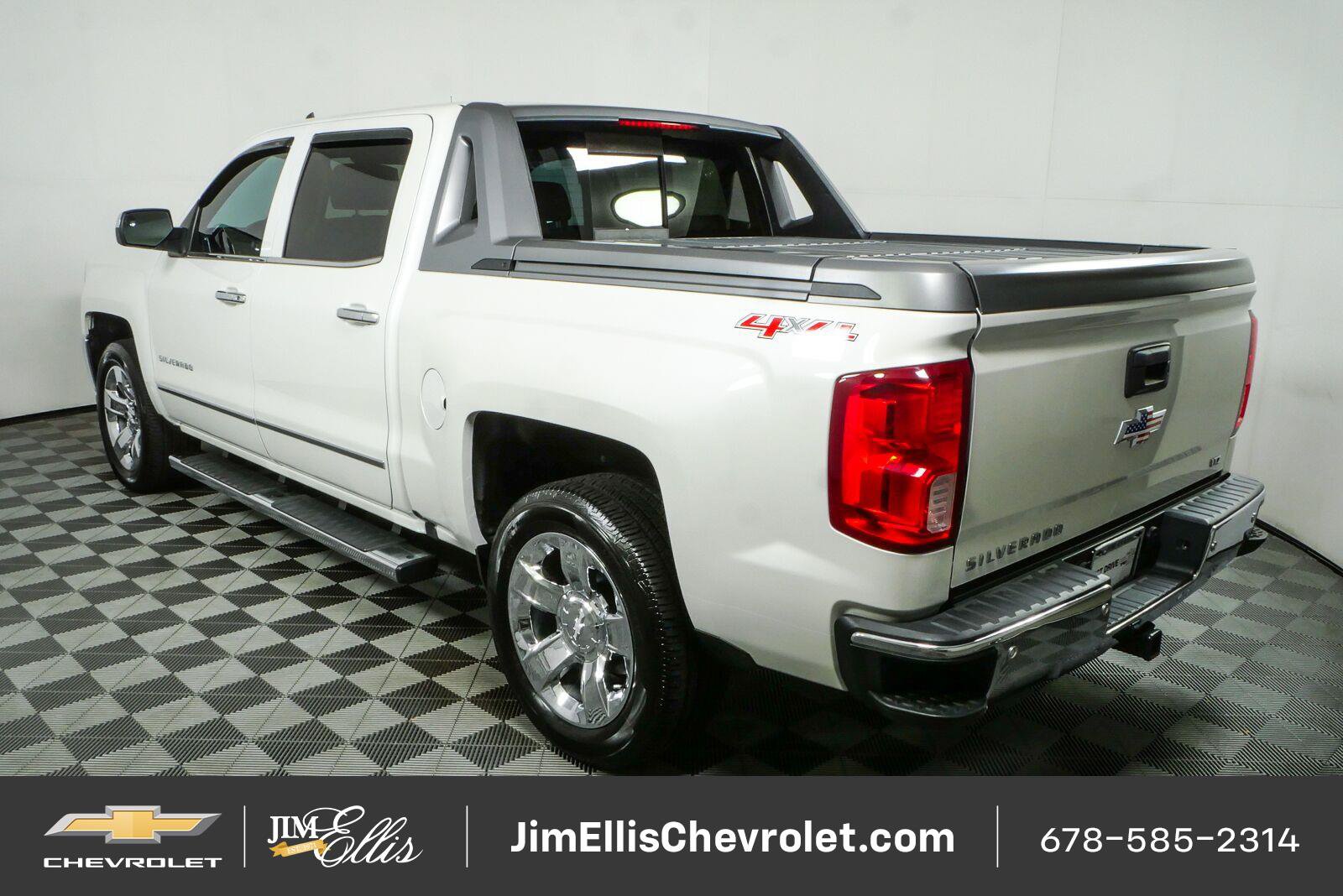 Certified 2017 Chevrolet Silverado 1500 LTZ w/ High Desert Package AWD/4WD image 28