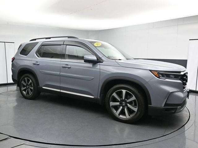 Used 2023 Honda Pilot Elite image 4