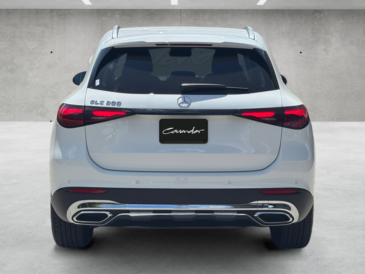 Used 2024 Mercedes-Benz GLC 300 image 17