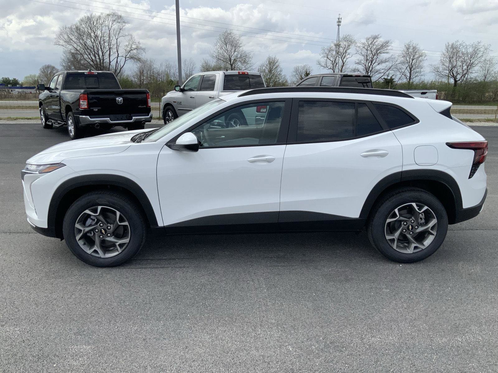 New 2026 Chevrolet Trax LT image 5