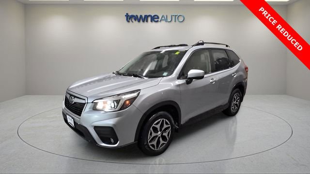 Used 2019 Subaru Forester Premium w/ All-Weather Package image 2