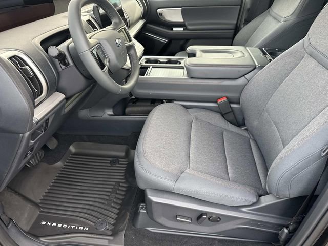 New 2025 Ford Expedition Max Active image 22