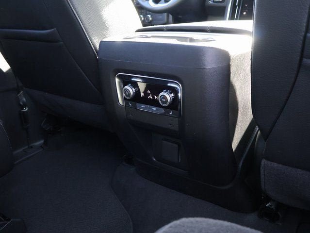 New 2026 GMC Yukon XL Denali w/ Sun & Power Step Package AWD/4WD image 14