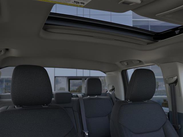 New 2026 Ford Maverick XLT image 12